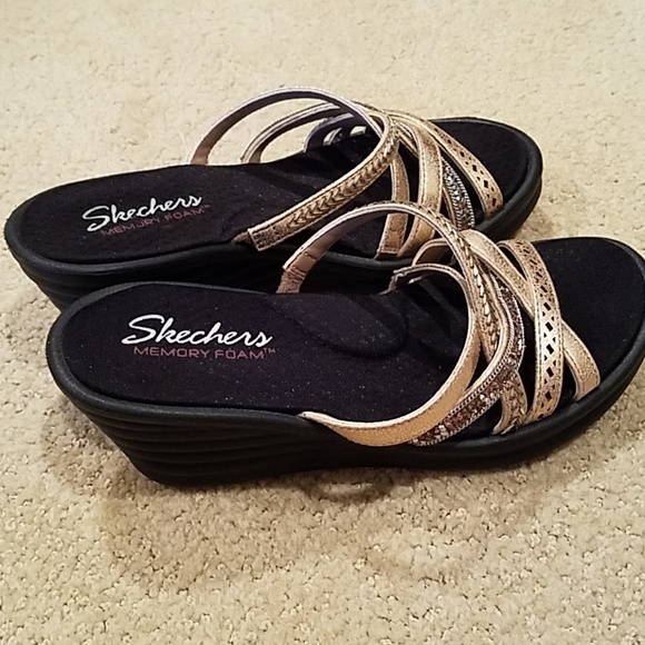 skechers outdoor living sandals
